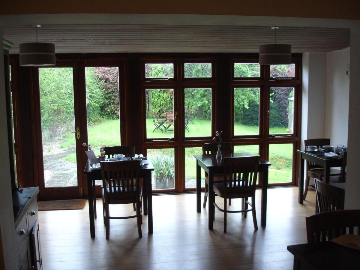 Burcott Mill Guesthouse Уелс Екстериор снимка