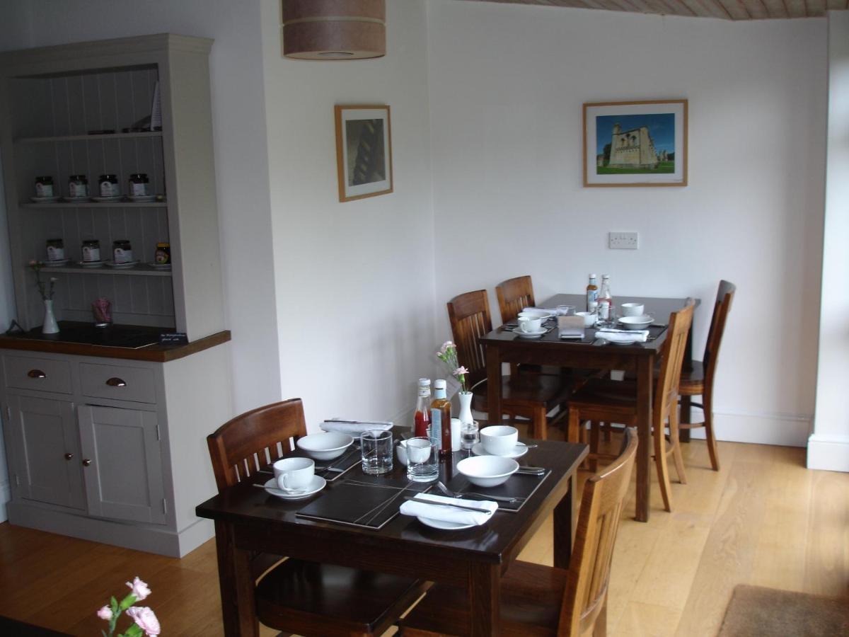 Burcott Mill Guesthouse Уелс Екстериор снимка