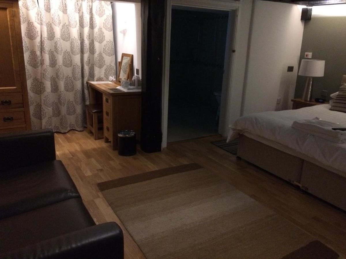 Burcott Mill Guesthouse Уелс Екстериор снимка