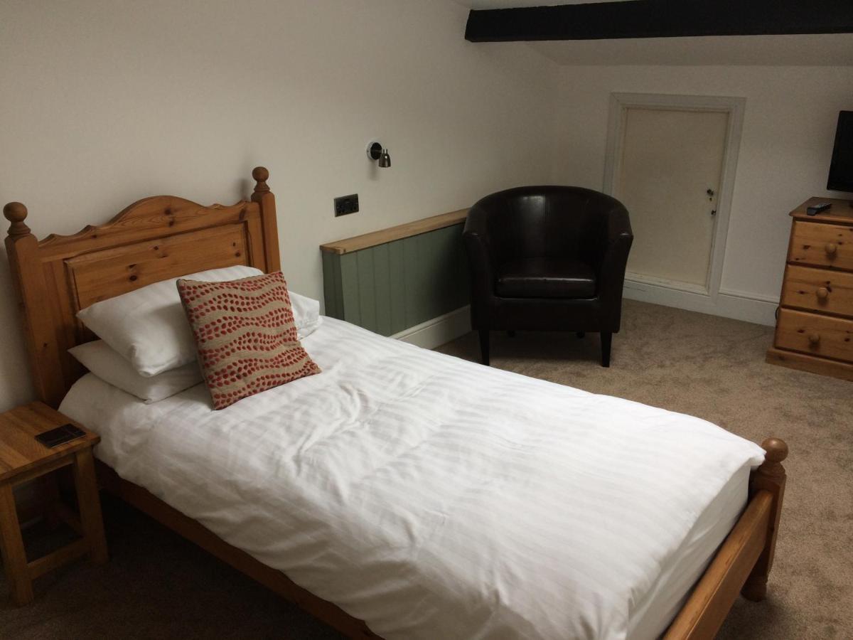 Burcott Mill Guesthouse Уелс Екстериор снимка