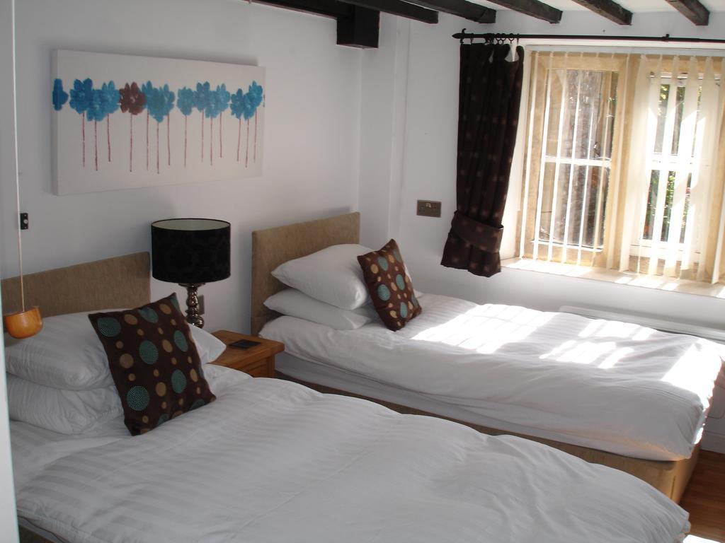 Burcott Mill Guesthouse Уелс Екстериор снимка