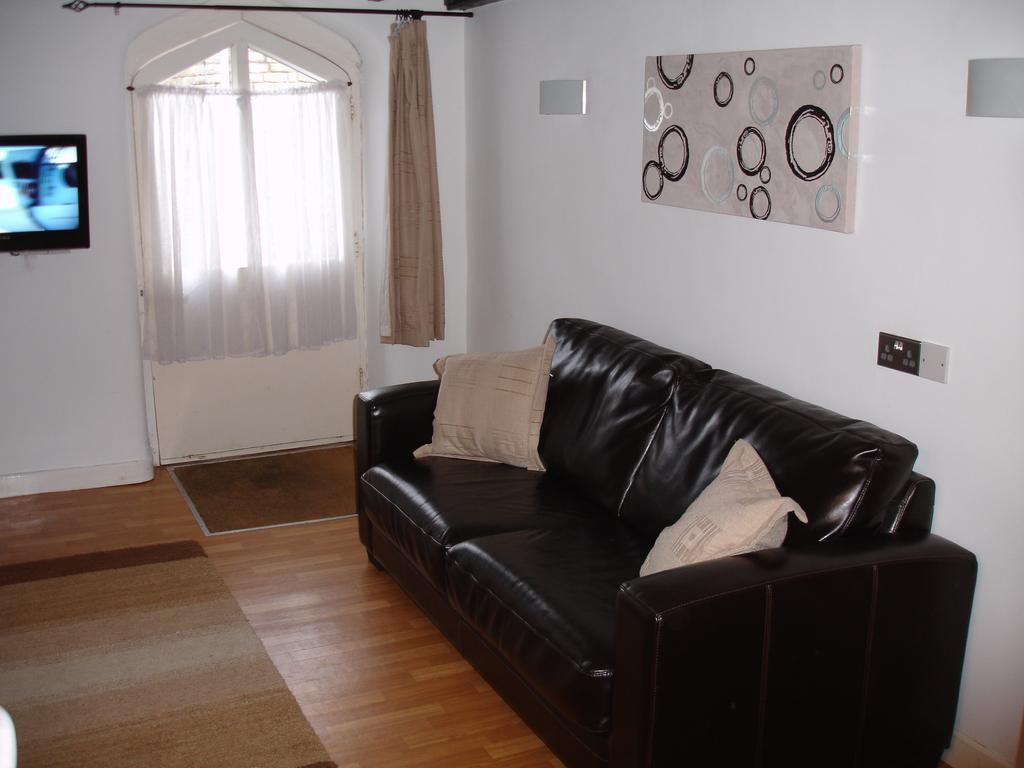 Burcott Mill Guesthouse Уелс Стая снимка